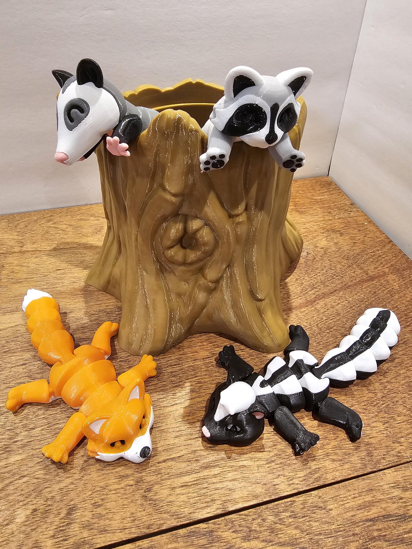 3D Printed Opossum Racoon Skunk And Fox in log