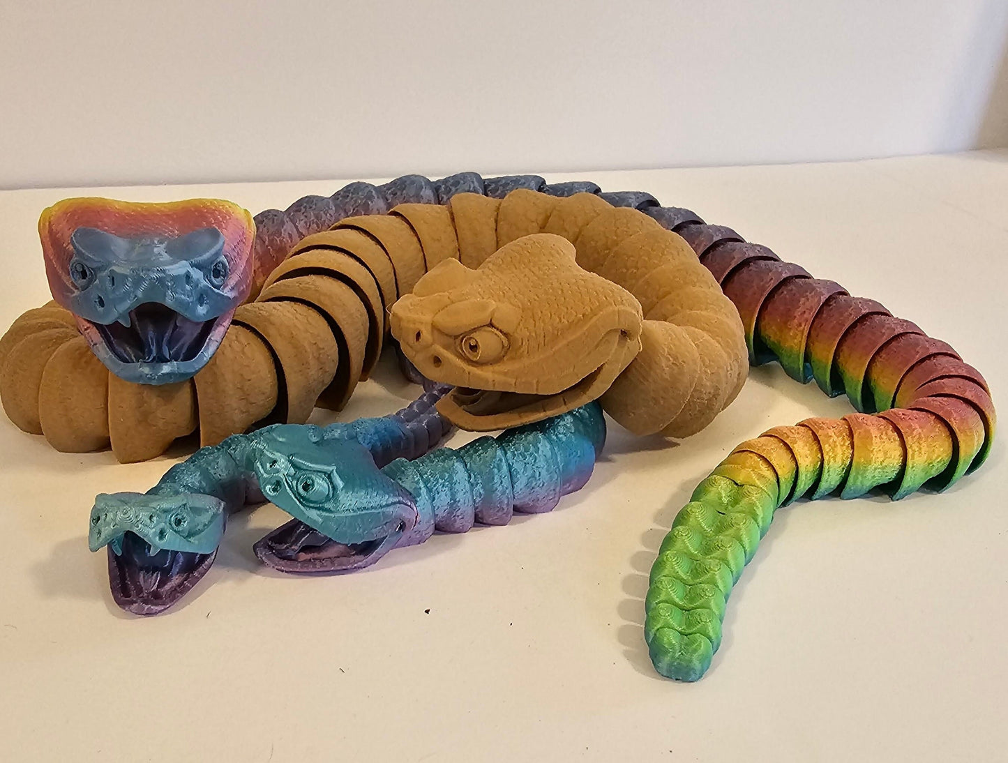 Articulated Flexi Rattlesnake With Working Rattle