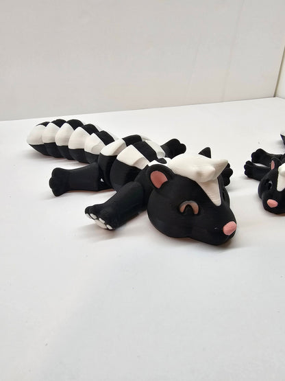3D Printed Skunk and Trash Can