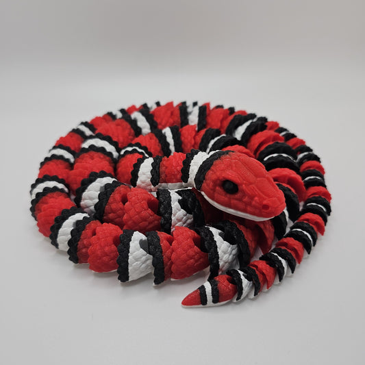 3D Printed Articulated King Snake – Over 3 Feet Long