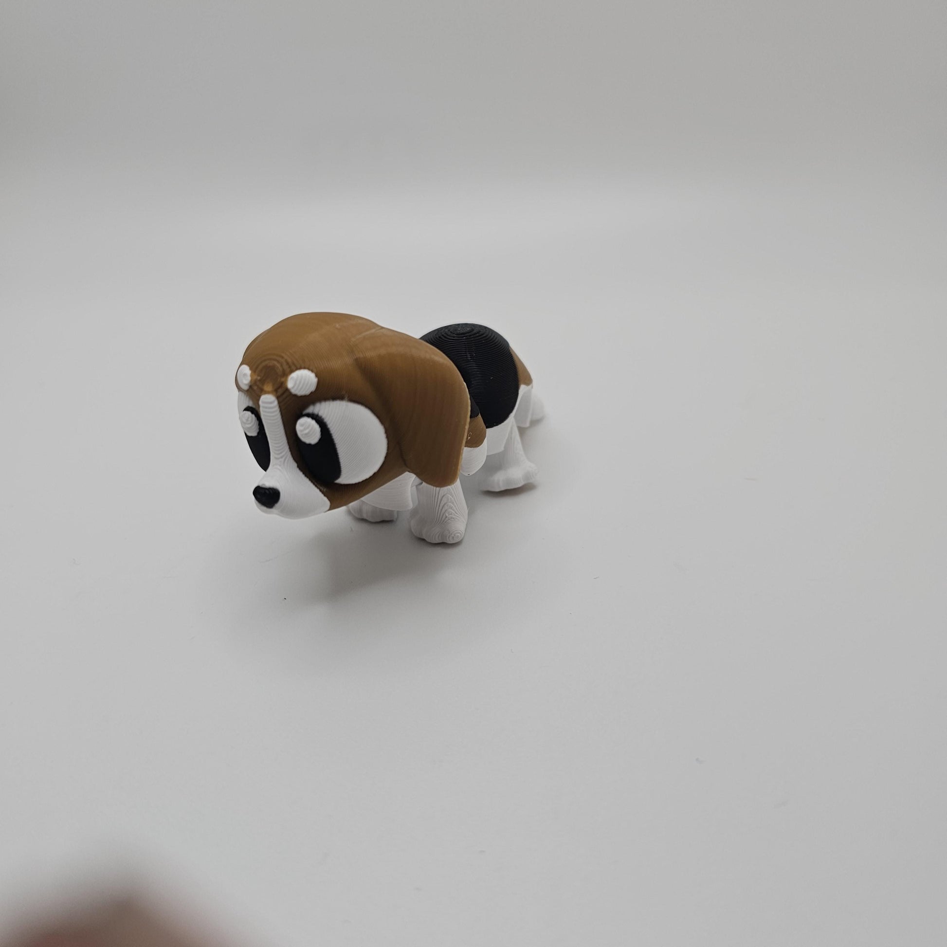 3D Printed Mini Dog Figurine: Adorable Desk Decor