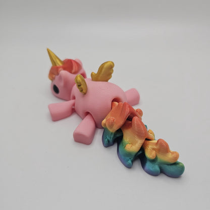 3D Printed Unicorn With Optional Stable