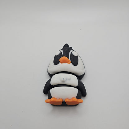 3D Printed Bright-Eyed Penguin Figurine – Multiple Sizes Available