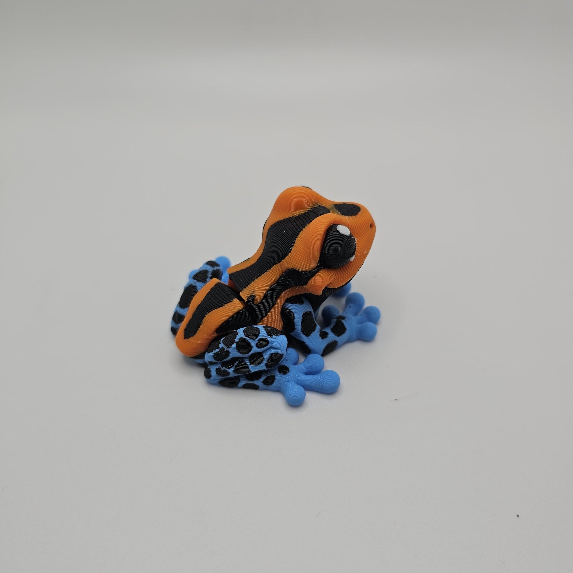 3D Printed Frog Figurines – Mini Frogs