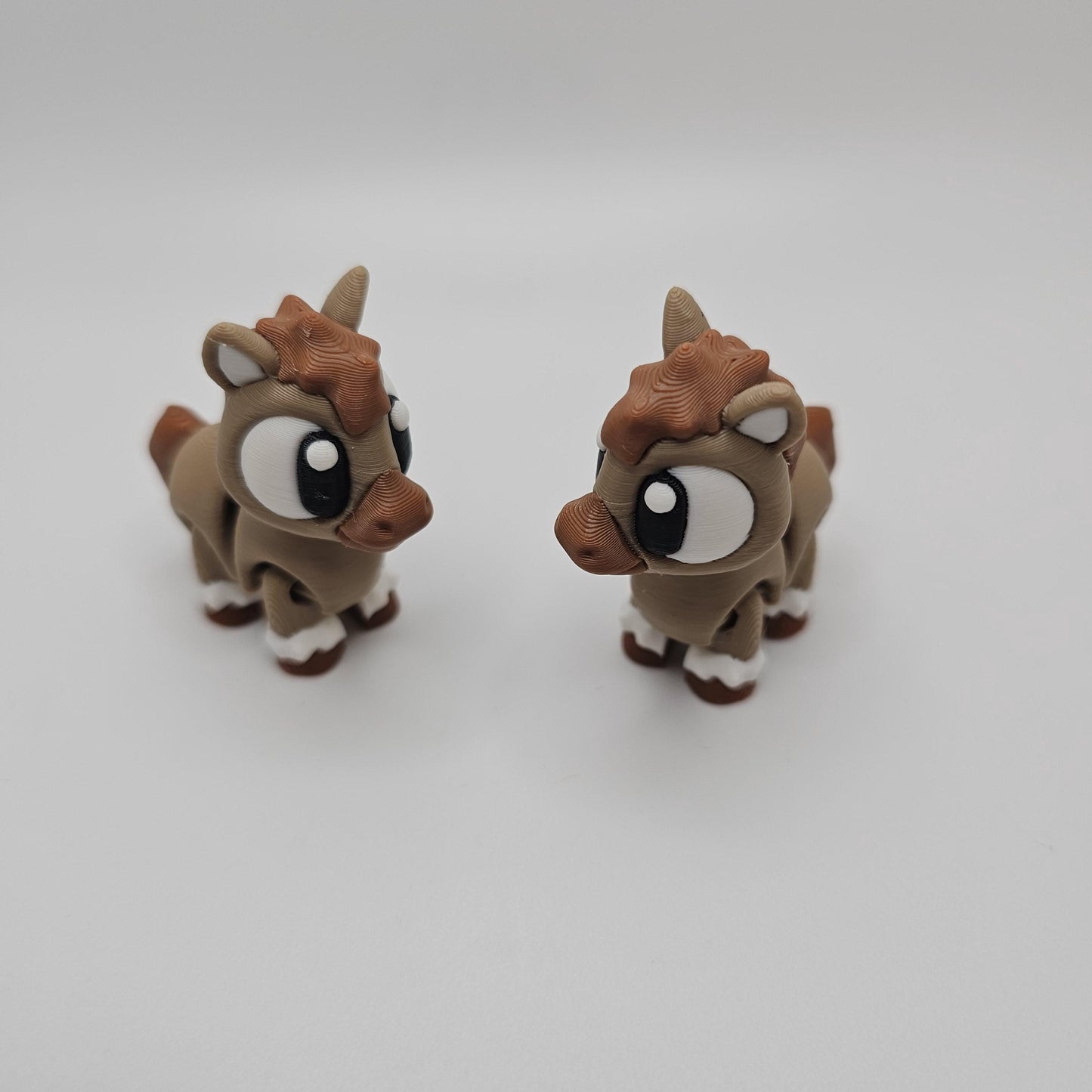 3D Printed Bright-Eyed Horses & Stable Playset – Farm Toy Display