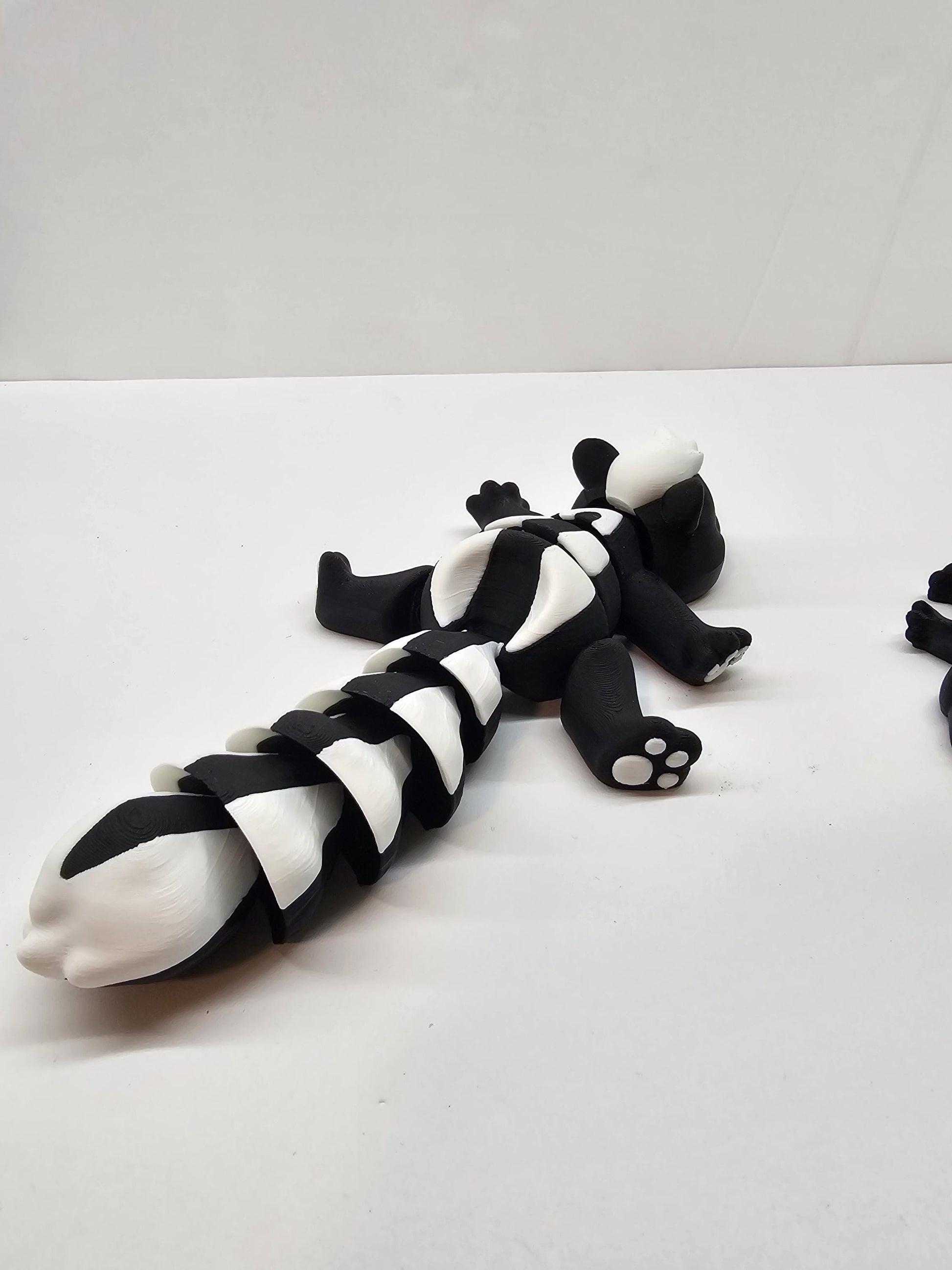 3D Printed Skunk with Optional Tree Stump Container