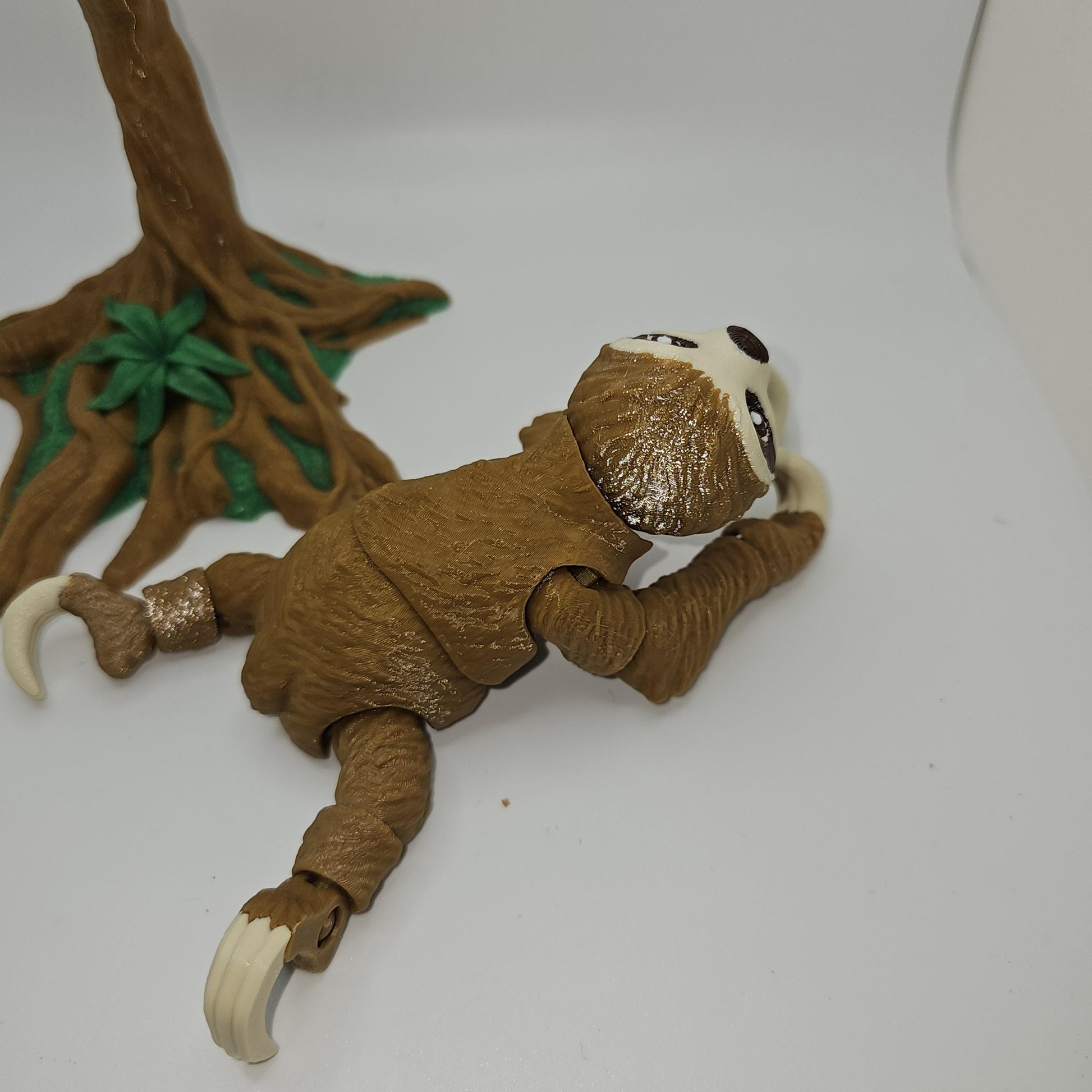 Sloth With Optional Tree Stand – 3D Printed